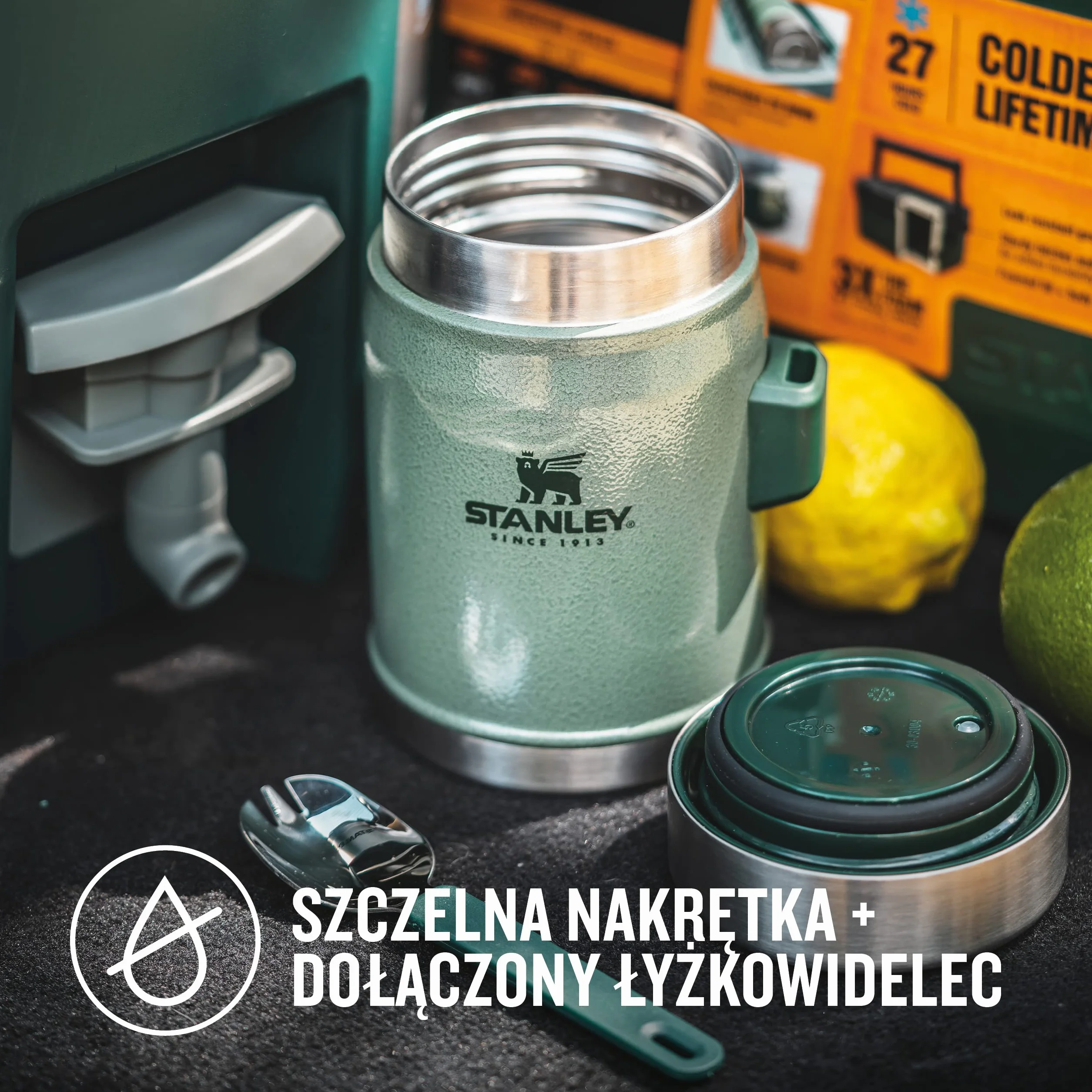 Stanley 1913 Classic Legendary Food Jar 0.4L with spork - Termos do żywności ze Stali Nierdzewnej Bez BPA - Utrzymuje zimno lub ciepło przez 7 godzin - Do Mycia w Zmywarce