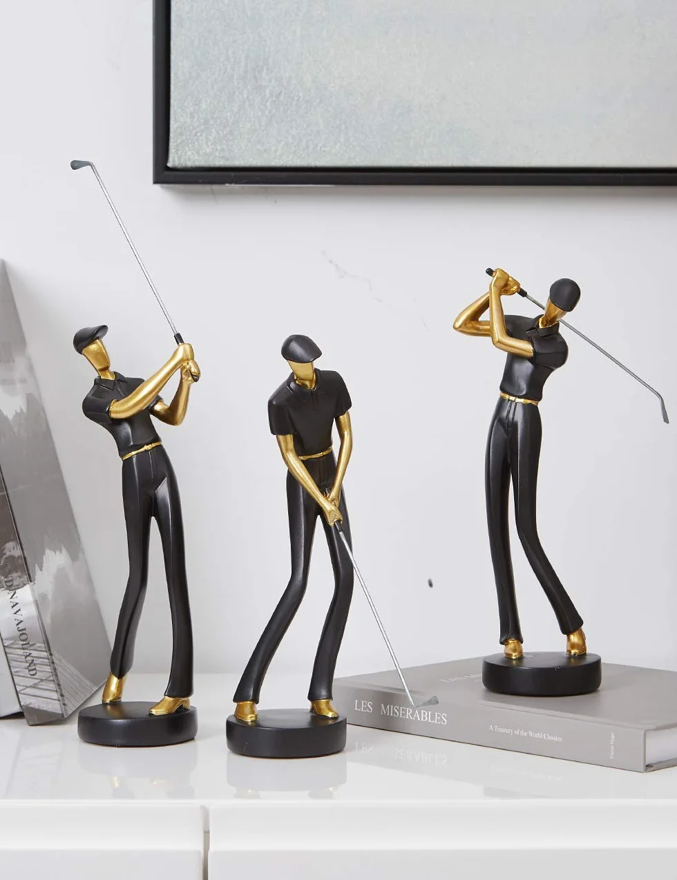 Amoy-Art Statuetka figurka golfa geniusz rzeźba golfista dekoracja do domu prezenty pamiątki pudełko prezentowe żywica poliestrowa czarna 24 cm H