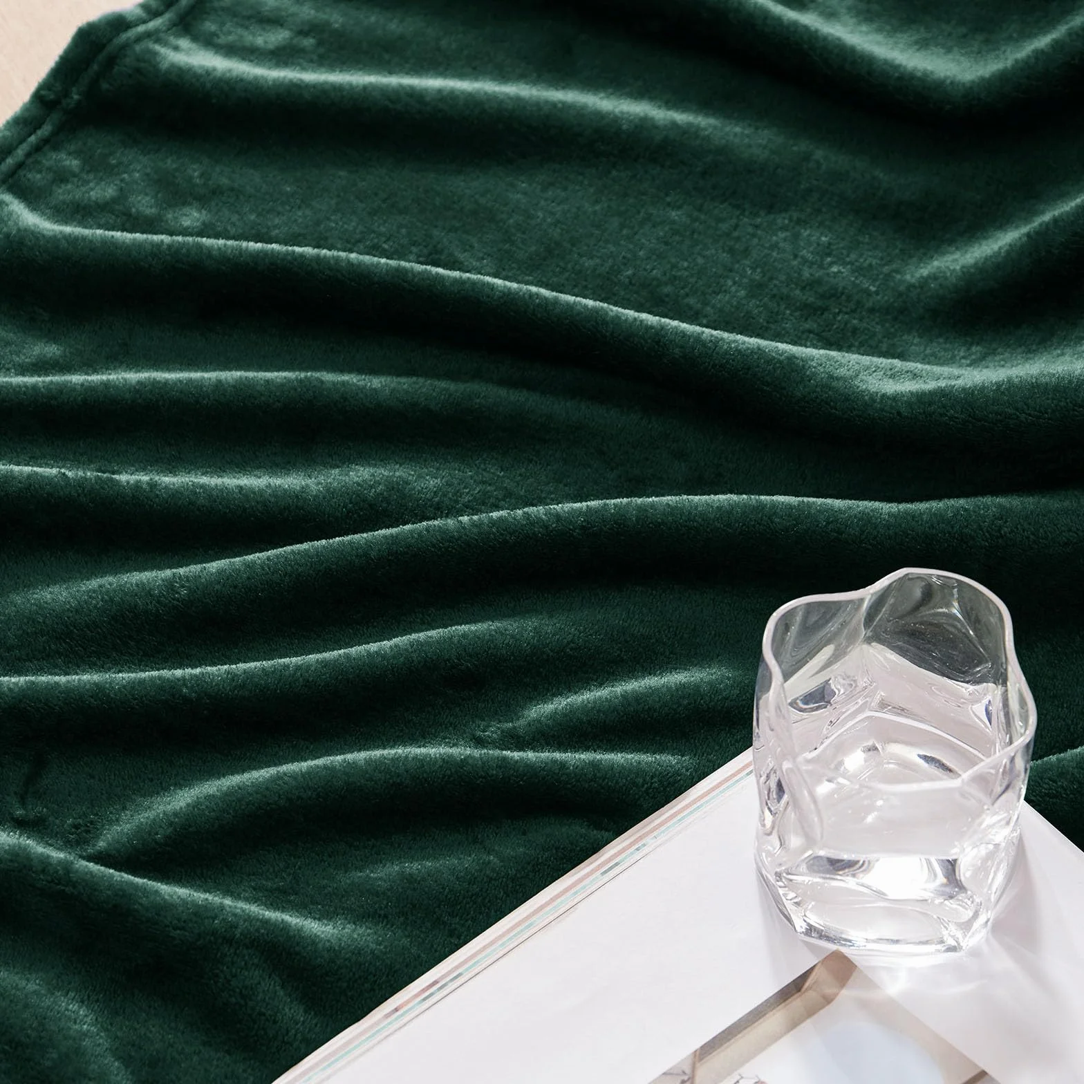 Forest Green Flannel Velvet Plush Throw Blanket