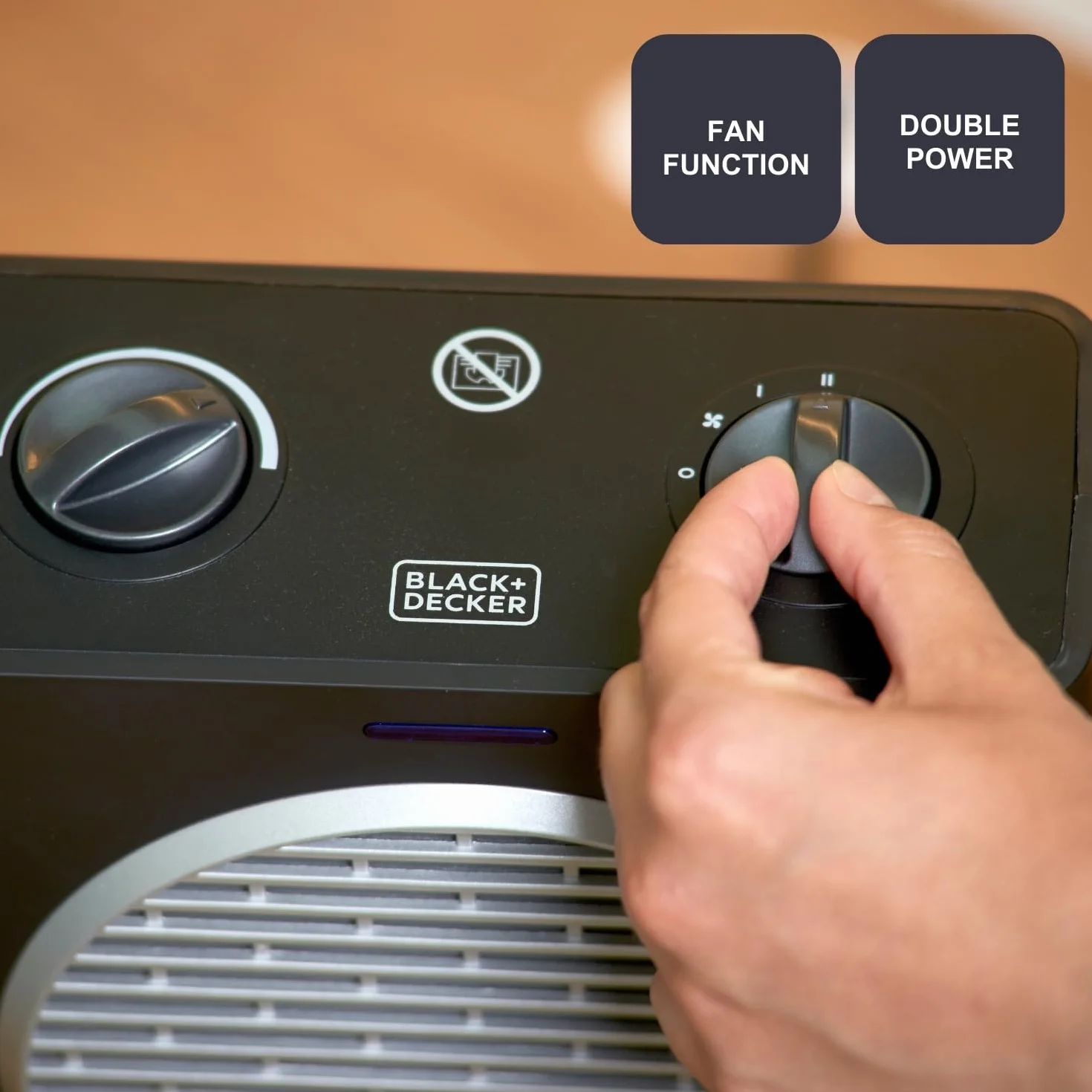 BLACK+DECKER BXSH2003E kompaktowy grzejnik 2000 W regulowany termostat
