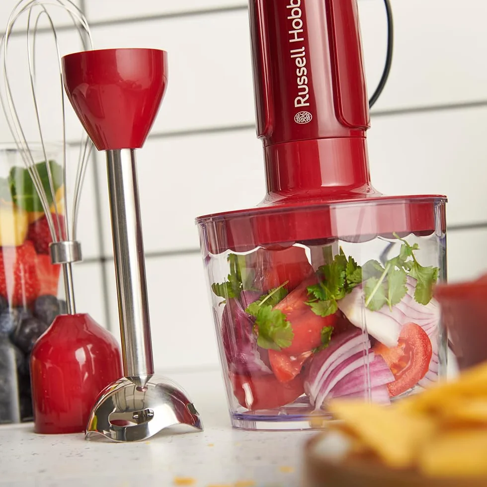 Russell Hobbs Blender ręczny [3w1: blender, trzepaczka i ostrza do siekania] Desire Red (pojemnik 600ml, akcesoria można myć w zmywarce, ostrza ze stali nierdzewnej, do koktajli, zup, sosów) 27142-56