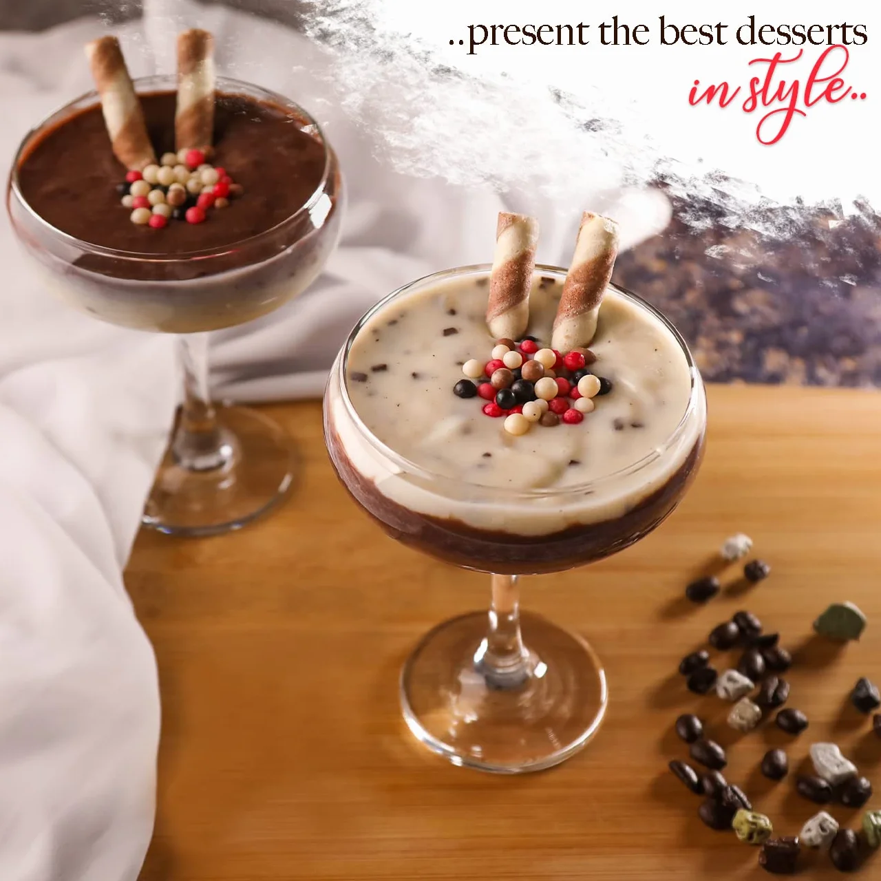Zestaw 6 szklanek Martini 270 ml, szklanki coupe, długi trzonek