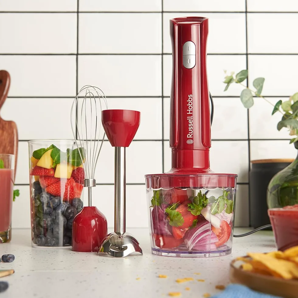 Russell Hobbs Blender ręczny [3w1: blender, trzepaczka i ostrza do siekania] Desire Red (pojemnik 600ml, akcesoria można myć w zmywarce, ostrza ze stali nierdzewnej, do koktajli, zup, sosów) 27142-56