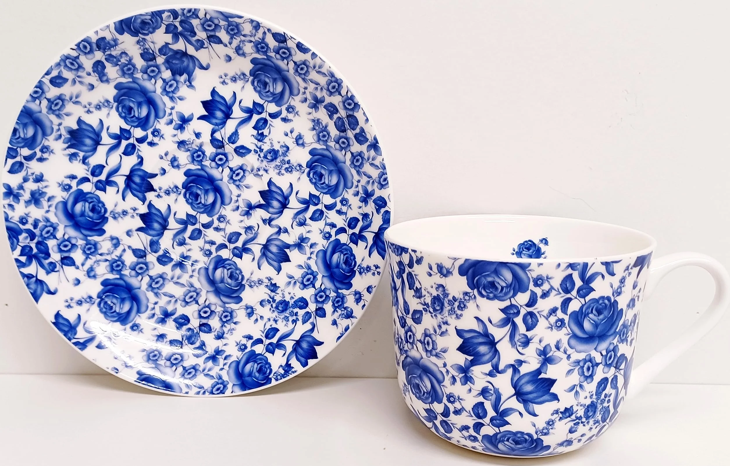 Delft niebieski kubek i spodek cienka porcelana kostna Jumbo śniadanie 443.6 ml 425 ml kwiaty kwiatowe ręcznie dekorowane w Wielkiej Brytanii