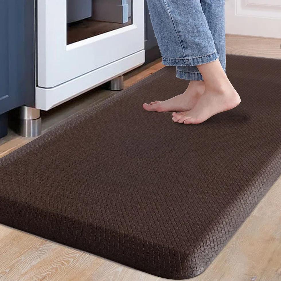 Carvapet Antypoślizgowy dywanik kuchenny mata podłogowa z pianki PCW zmywalna zapobiegająca zmęczeniu brązowy 44 x 99 cm