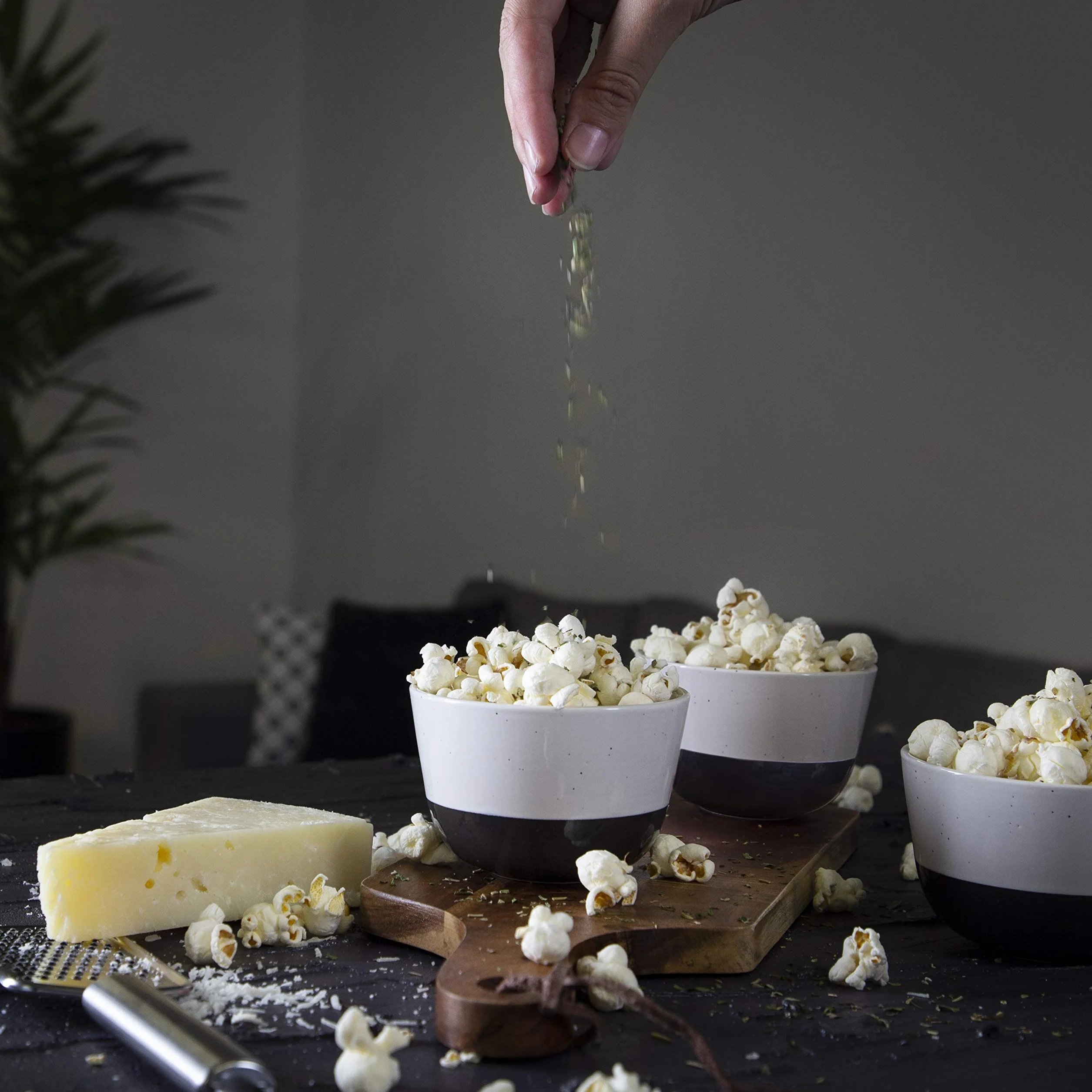 Princess maszyna do popcornu - pyszna przekąska bez użycia oleju - miarka w zestawie - popcorn gotowy w 3 minuty - możliwość bieżącego uzupełniania ziarna - moc 1100 W - 292986