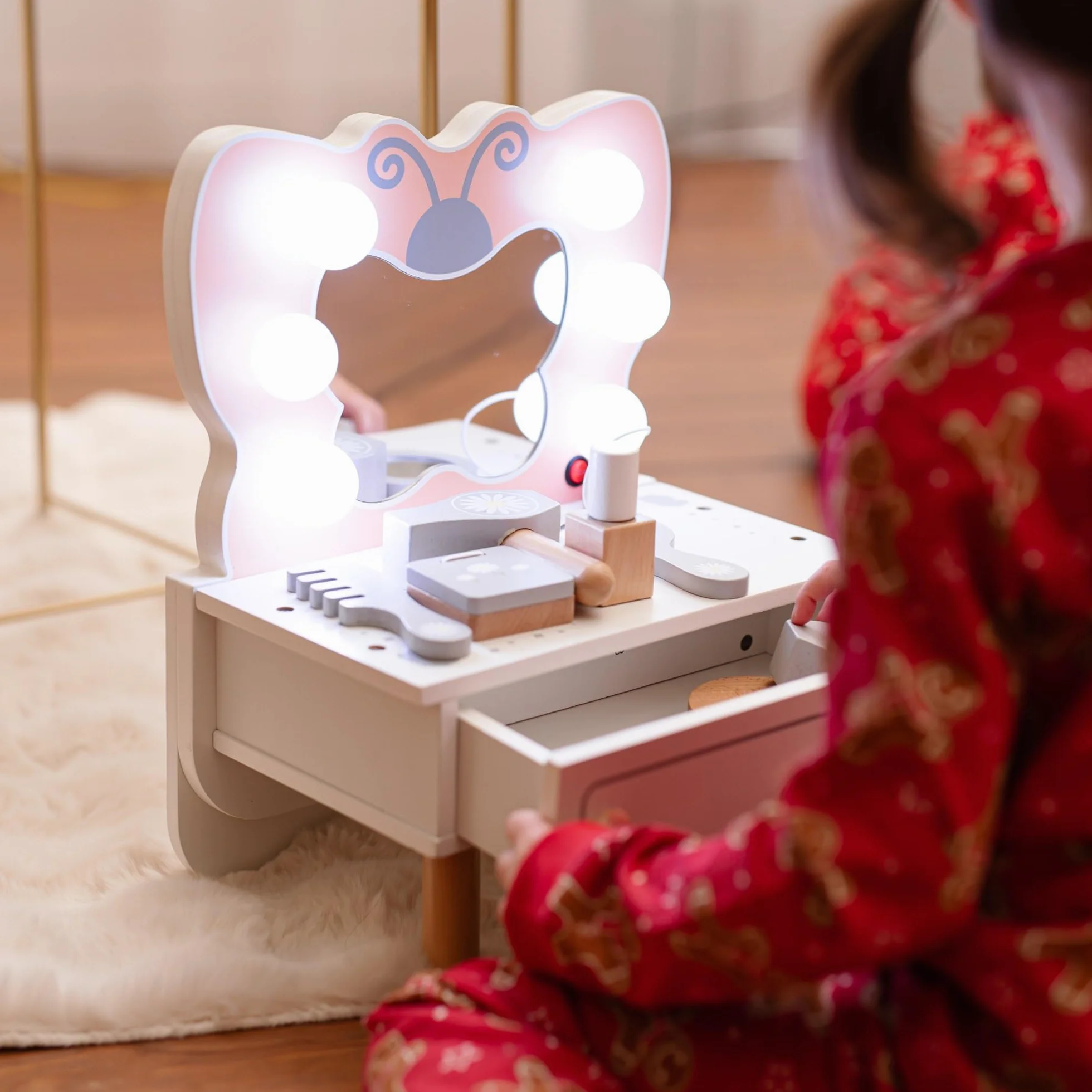 Mamabrum Drewniana Mini Toaletka dla Dzieci z Oświetleniem LED i Lustrem, Motylek, Akcesoria, 3+
