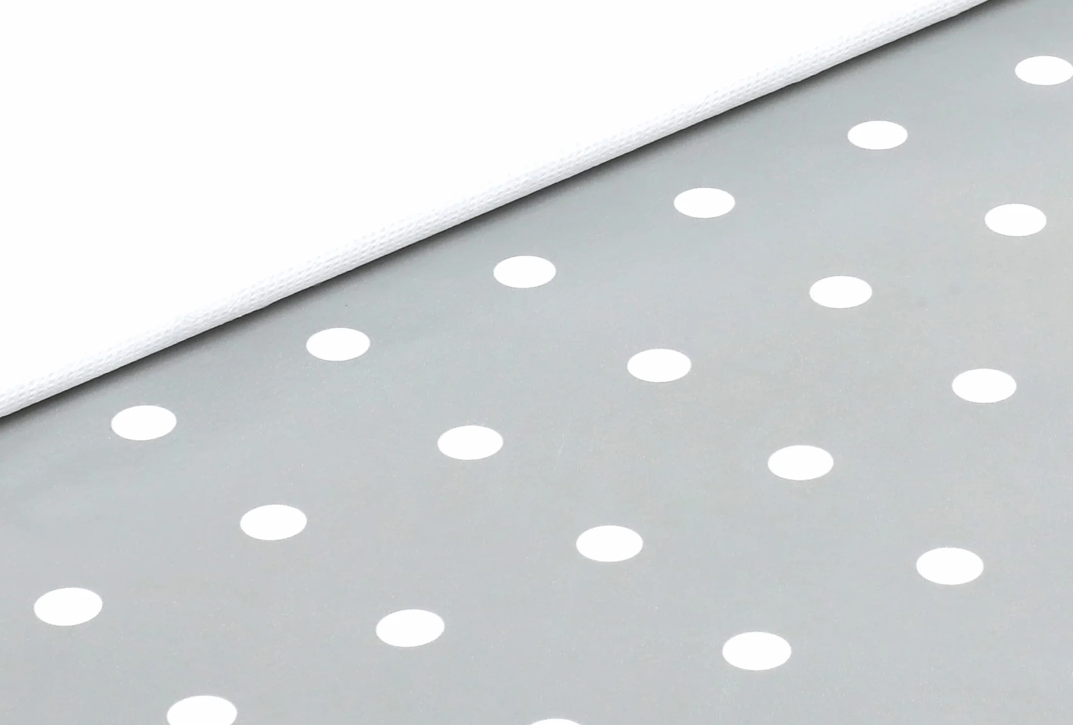 Home Direct Cerata, Obrus przeciw plamom, Obrus jadalny i stół kuchenny PVC odporny na plamy wodoodporny, małe kropki prostokątny 140 x 180 cm jasnoszary