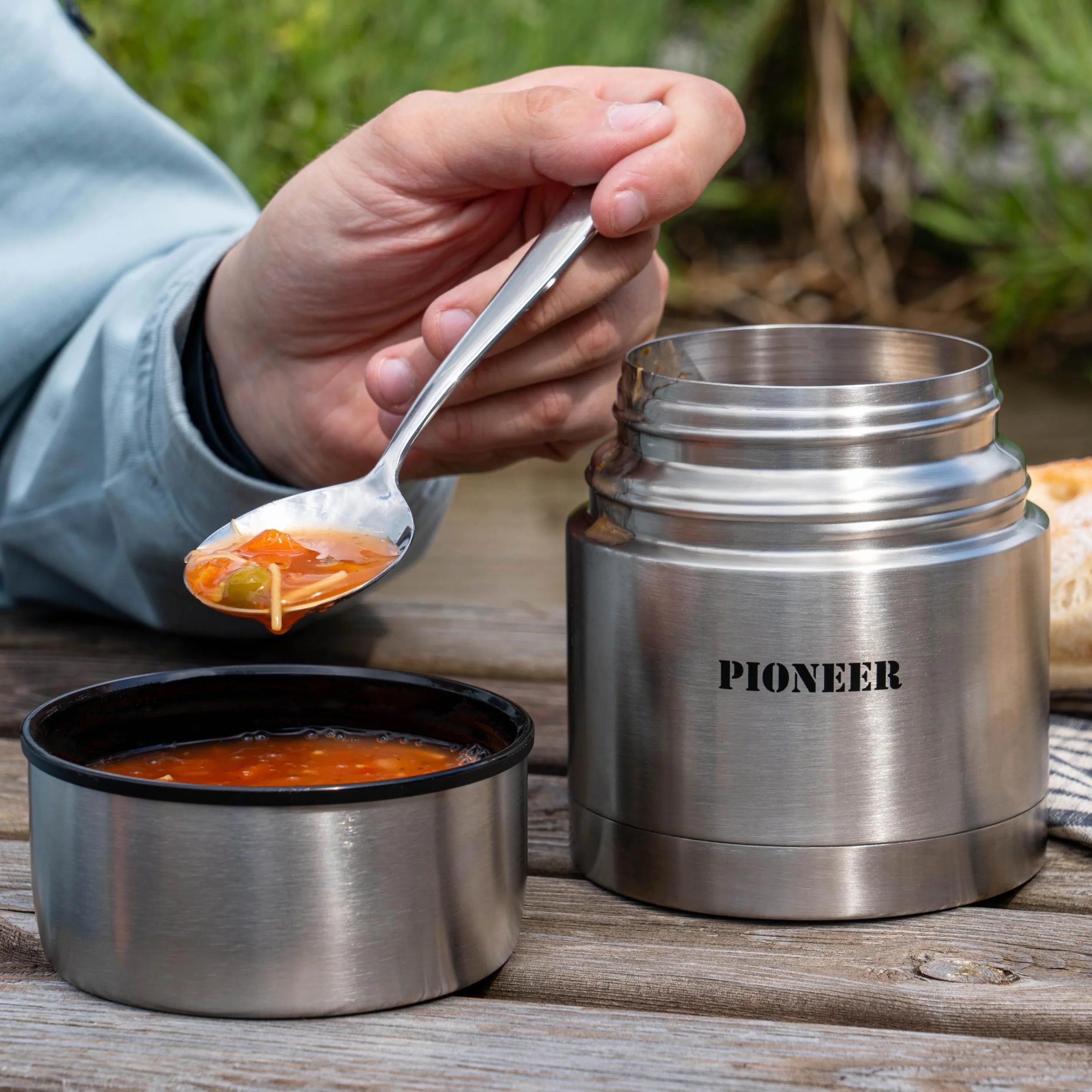 Pioneer 700 ml termos ze stali nierdzewnej podwójne ścianki izolacja próżniowa