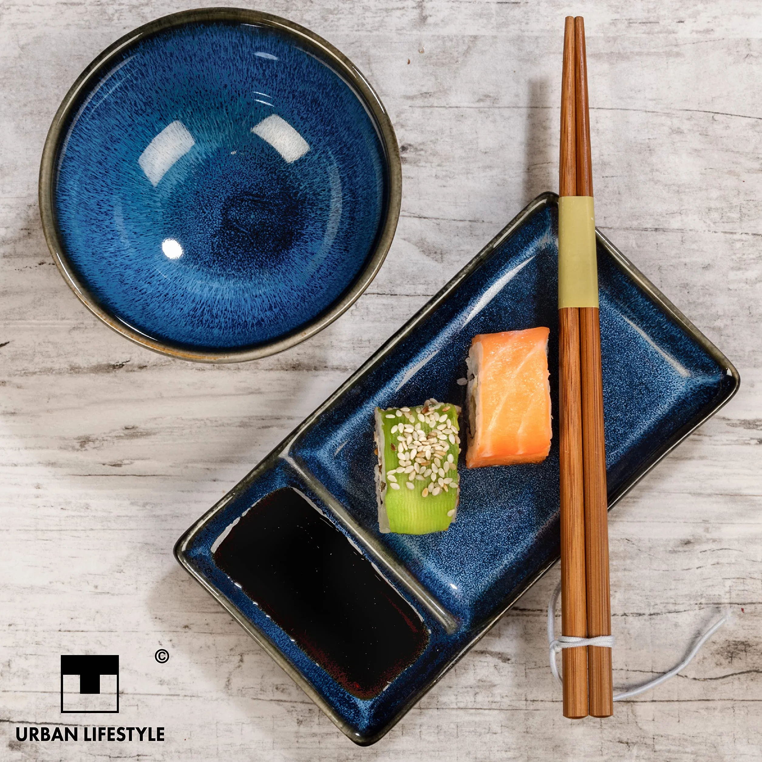 Zestaw do sushi Misaki w kolorze szaro-niebieskim dla dwóch osób, 2 talerze do sushi, 2 miski z ceramiki, 2 pary pałeczek z bambusa (Granatowy)