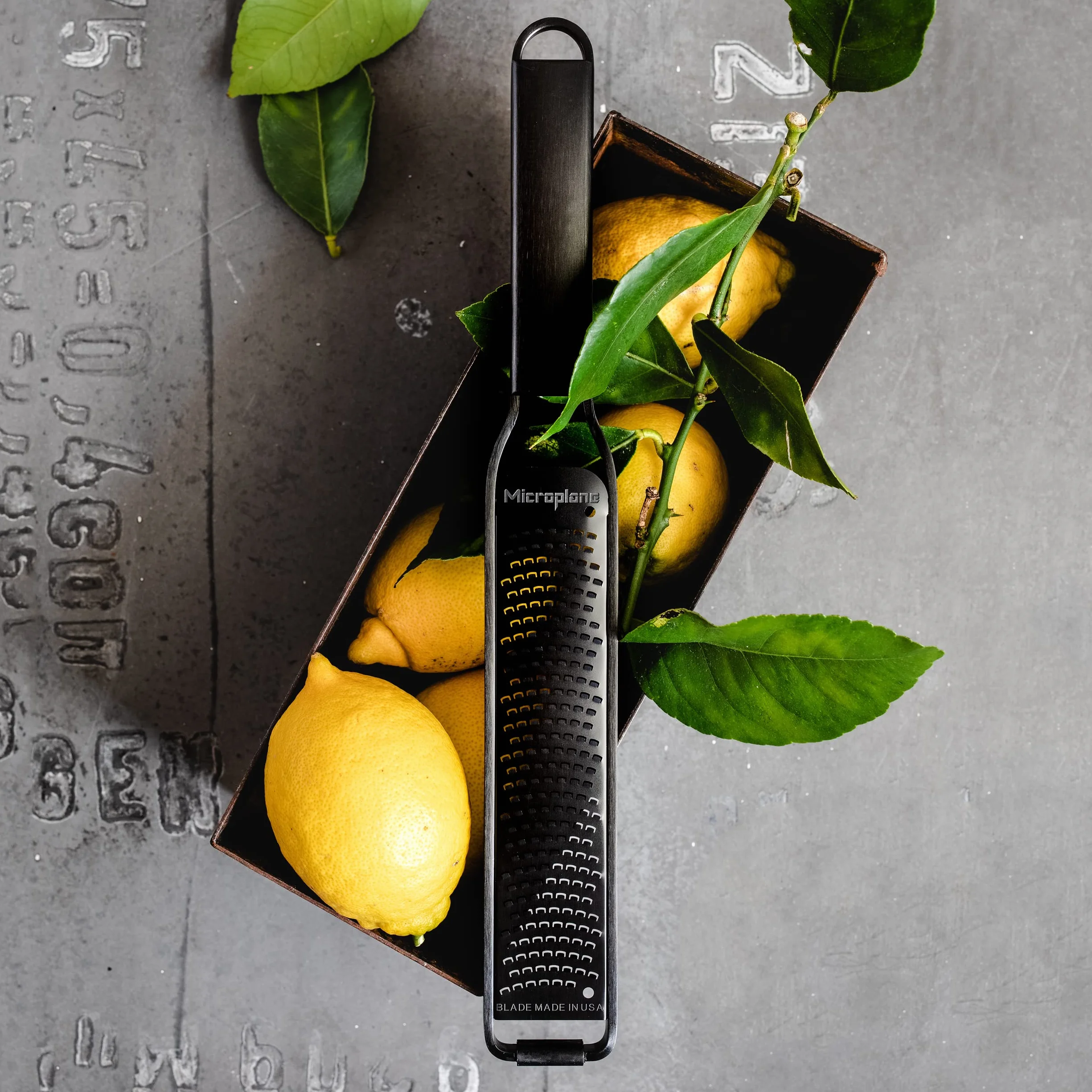 Microplane Zester Tarka kuchenna do cytrusów ze stali nierdzewnej Made in USA Black Sheep