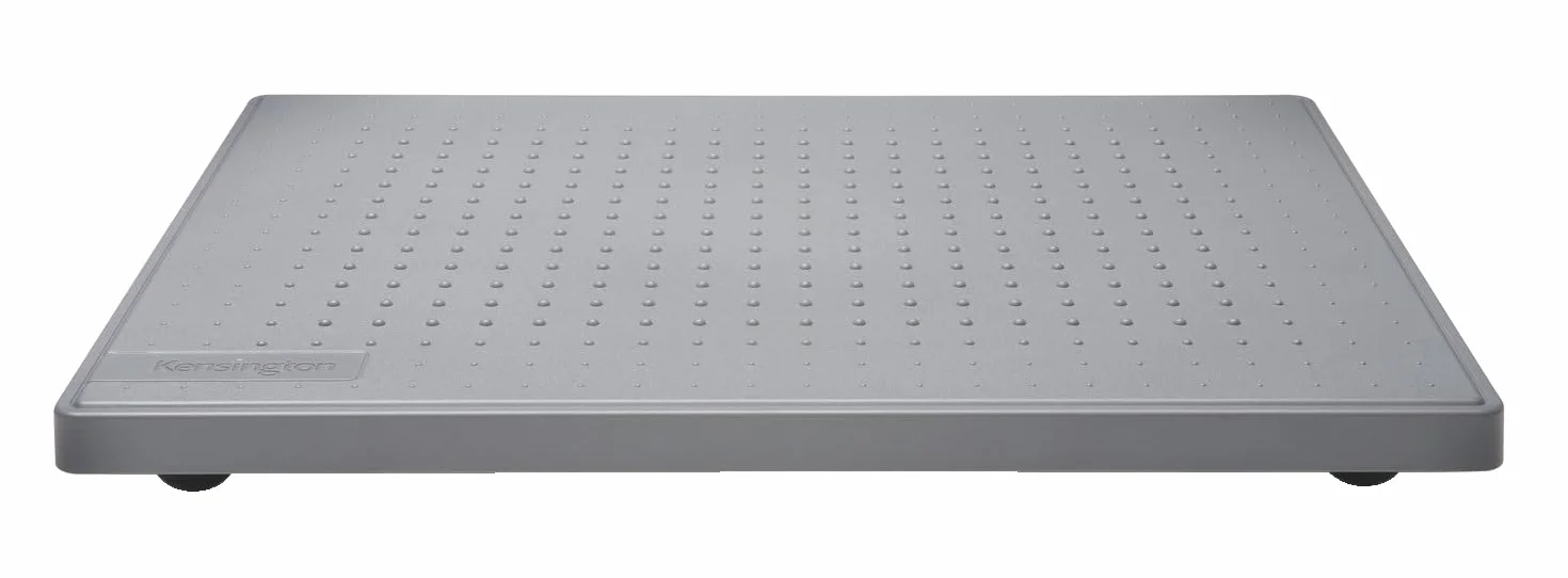 Podnóżek Kensington SoleMate pod biurko, podnóżek z ergonomicznym systemem SmartFit, podnóżek z regulowaną, antypoślizgową podstawą i łatwą do czyszczenia powierzchnią, do biura i domu, kolor szary
