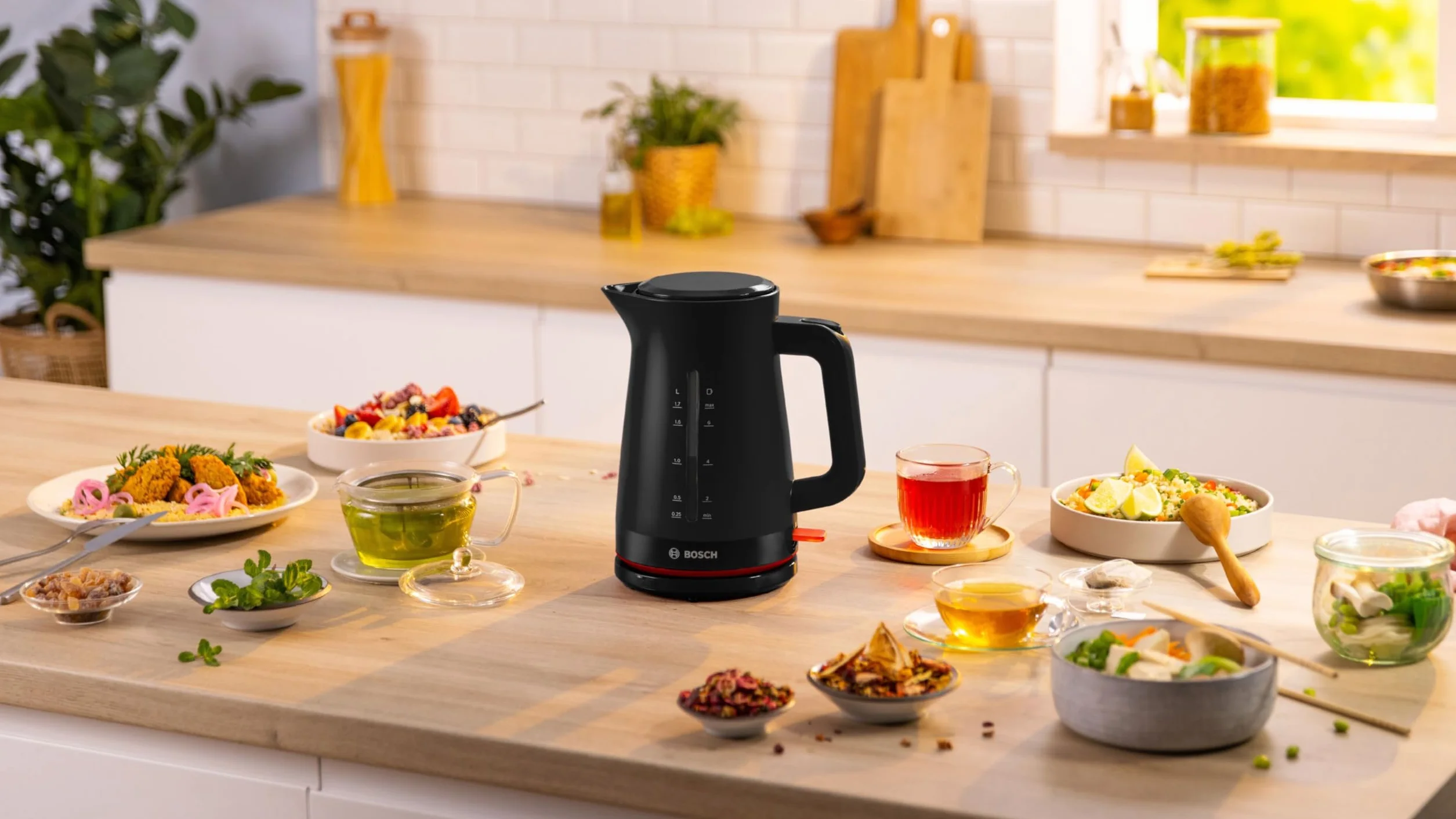 Bosch MyMoment TWK3M123 bezprzewodowy czajnik elektryczny 1,7 l